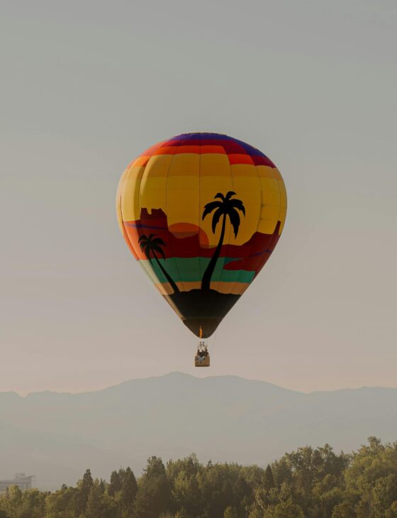 hot-air balloon